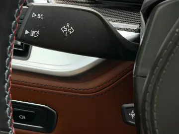 Bmw X-7