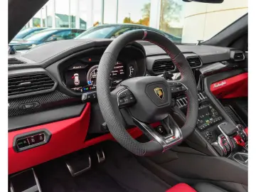LAMBORGHINI Urus 4.0 V8 Auto. PANO 23 360  B&O HUD CARBON VO