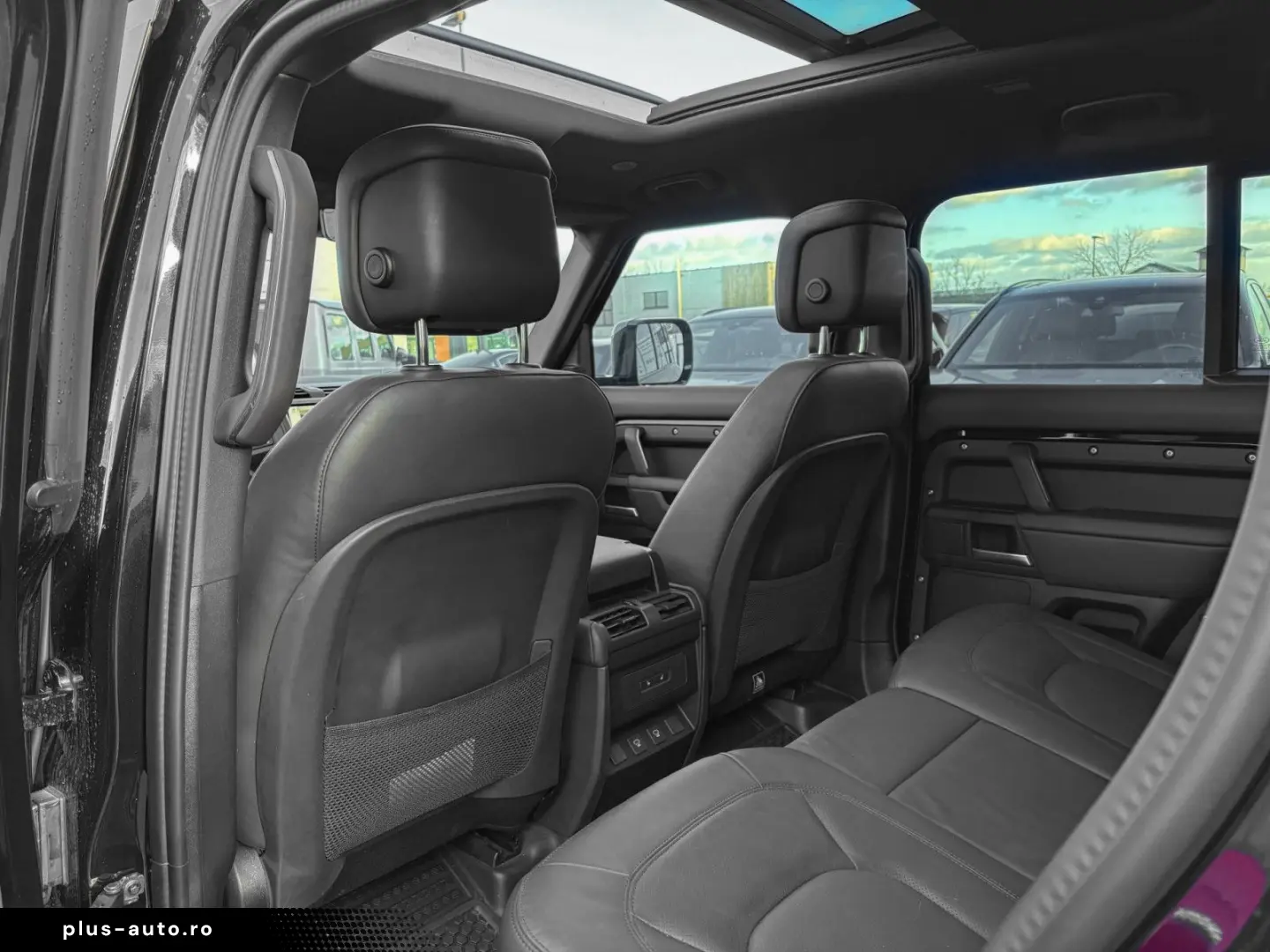 LAND ROVER Defender DEFENDER 110 D250X-DYNAMIC SE AWD MY25