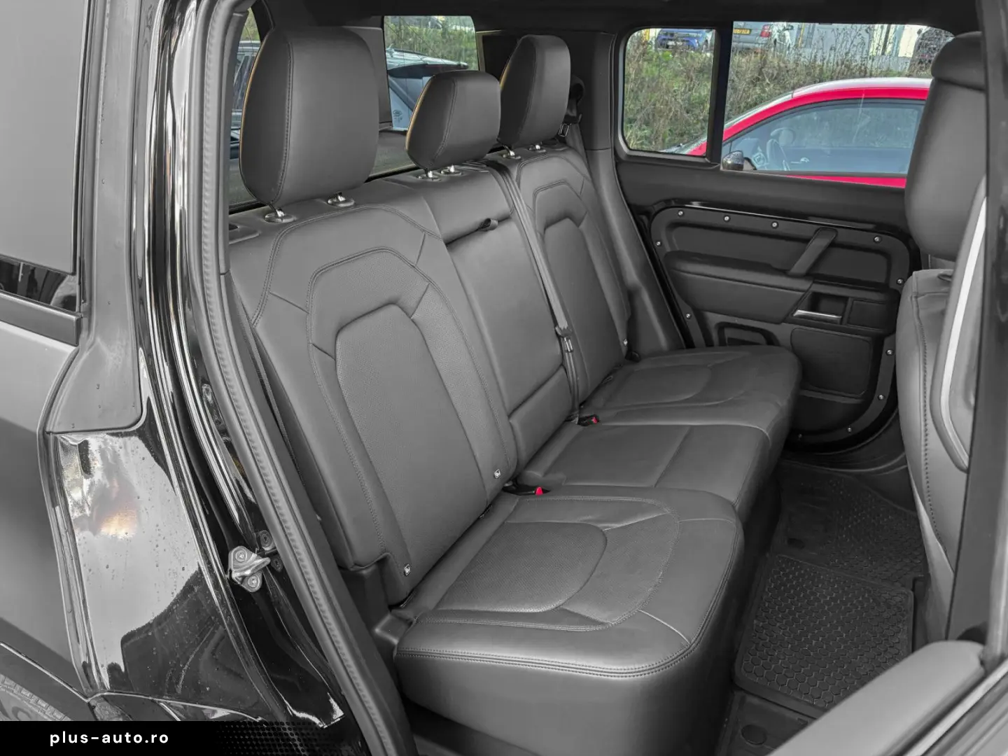 LAND ROVER Defender DEFENDER 110 D250X-DYNAMIC SE AWD MY25