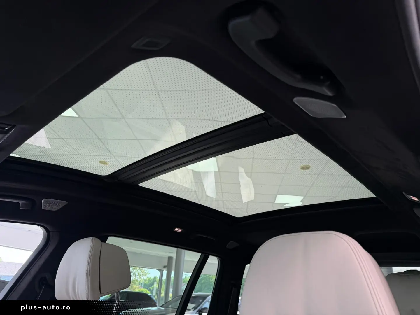 BMW X7 M60 i PANO-SKY B&W HUD KRISTALL 6-SITZ 360