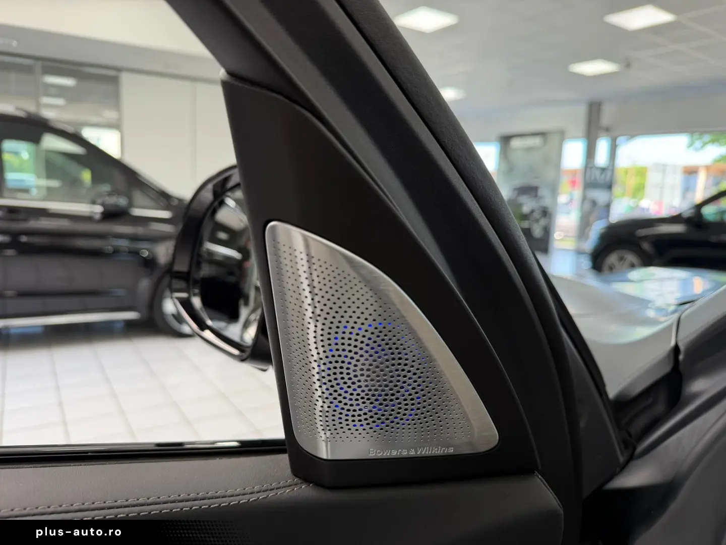 BMW X7 M60 i PANO-SKY B&W HUD KRISTALL 6-SITZ 360