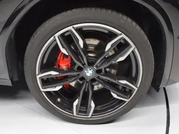 BMW X4 M40i xD Laser Pano ACC h k AHK 360  21 Memory