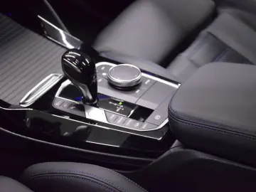 BMW X4 M40i xD Laser Pano ACC h k AHK 360  21 Memory