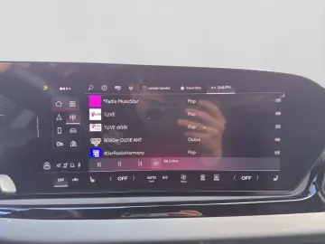 AUDI A5 Limousine TDI Q S LINE LEDER BuO MATRIX HuD
