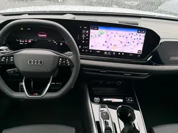 AUDI A5 e-hybrid 2.0 TFSIe quattro S tronic Matrix