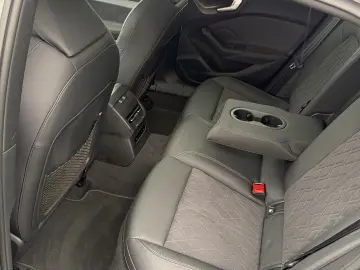 AUDI A5 e-hybrid 2.0 TFSIe quattro S tronic Matrix