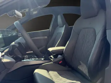 AUDI A5 Limousine e-hybrid q. 270 kW S line AHK Pano