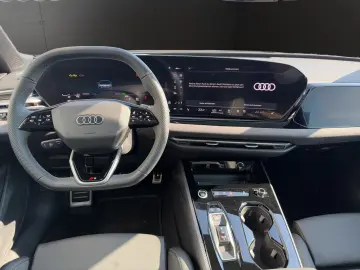 AUDI A5 Limousine e-hybrid q. 270 kW S line AHK Pano