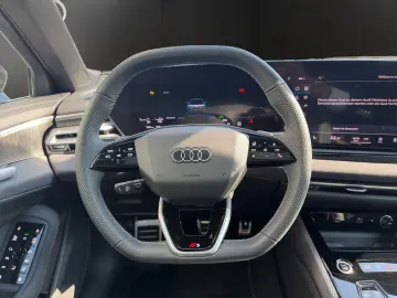 AUDI A5 Limousine e-hybrid q. 270 kW S line AHK Pano