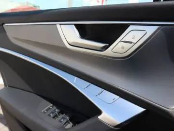 AUDI A6 Limousine S line 55 TFSI e quattro S tronic