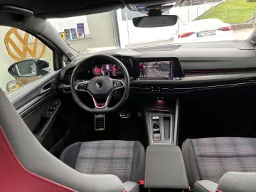 VW Golf 8 2.0TSI GTI 245PS Navi Led Kamera