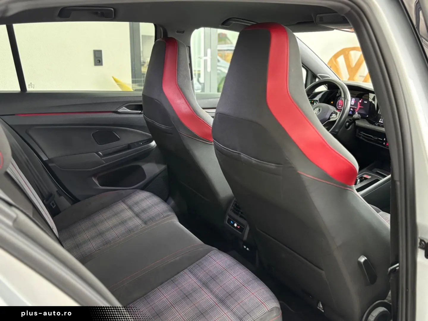 VW Golf 8 2.0TSI GTI 245PS Navi Led Kamera