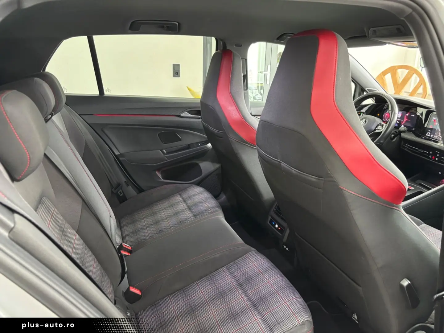 VW Golf 8 2.0TSI GTI 245PS Navi Led Kamera