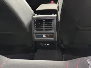 VW Golf 8 2.0TSI GTI 245PS Navi Led Kamera