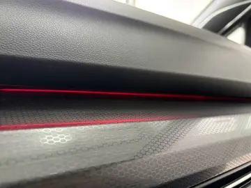 VW Golf 8 2.0TSI GTI 245PS Navi Led Kamera
