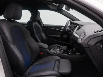 BMW 220d Gran Coupé M Sport HUD H K Komfort 18Zl