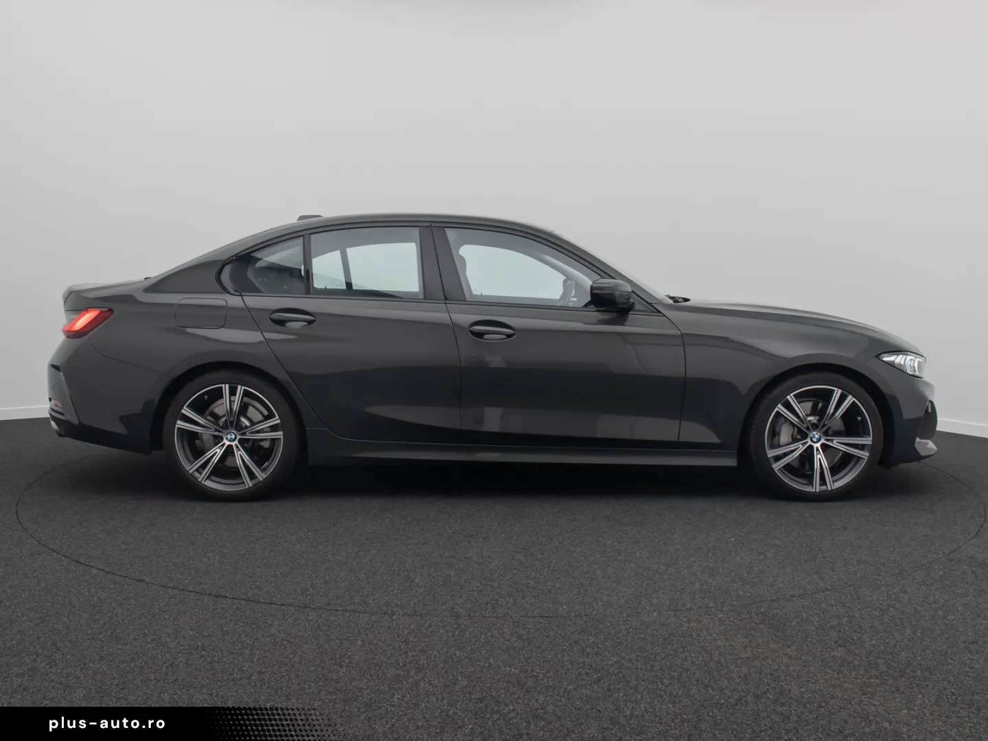 BMW 330i xD Komfort HiFi Leder M Sport 19Zoll