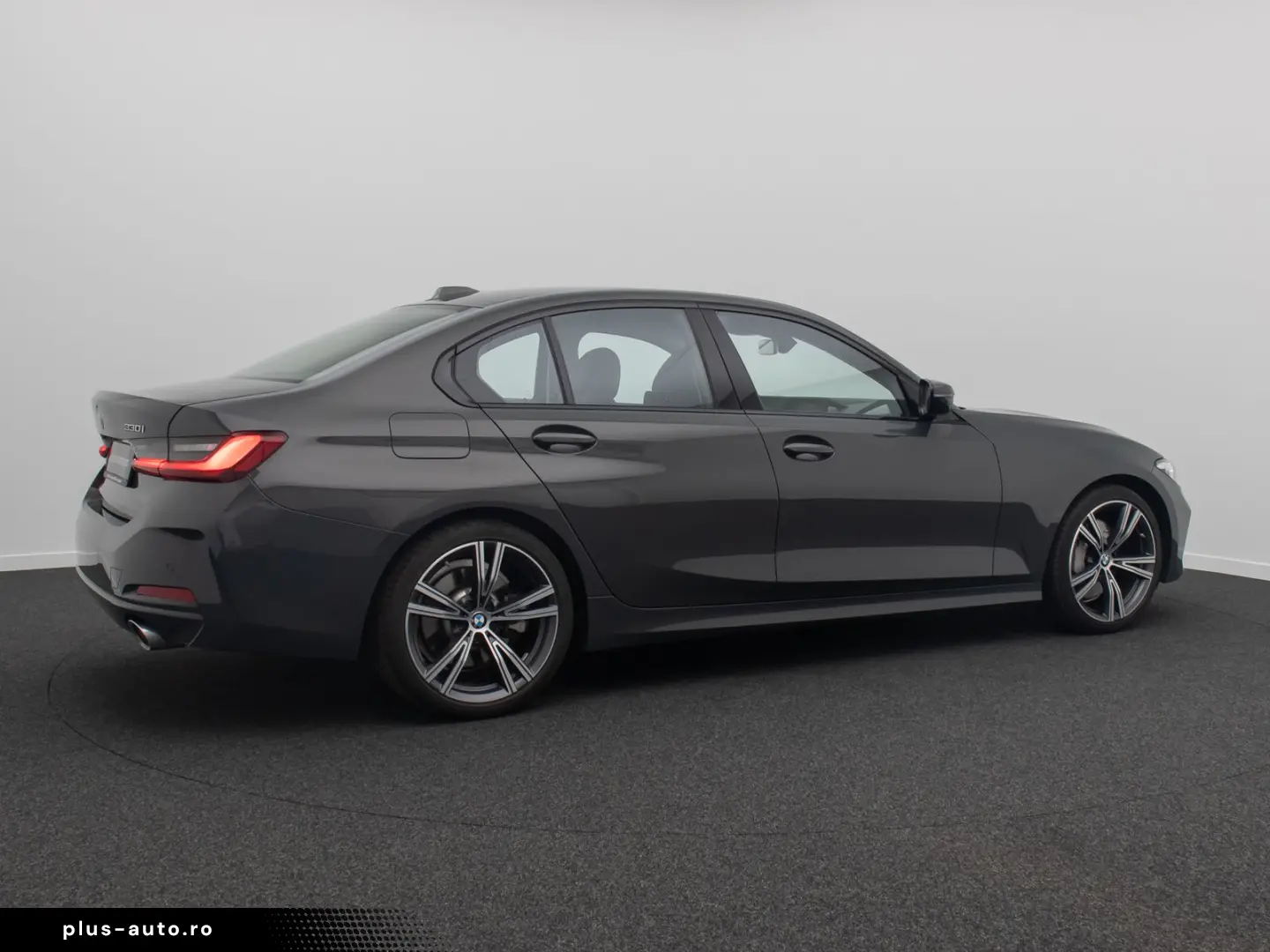 BMW 330i xD Komfort HiFi Leder M Sport 19Zoll