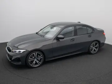 BMW 330i xD Komfort HiFi Leder M Sport 19Zoll