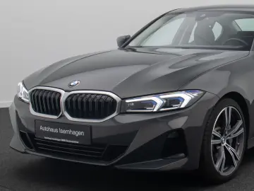BMW 330i xD Komfort HiFi Leder M Sport 19Zoll