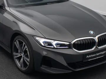 BMW 330i xD Komfort HiFi Leder M Sport 19Zoll
