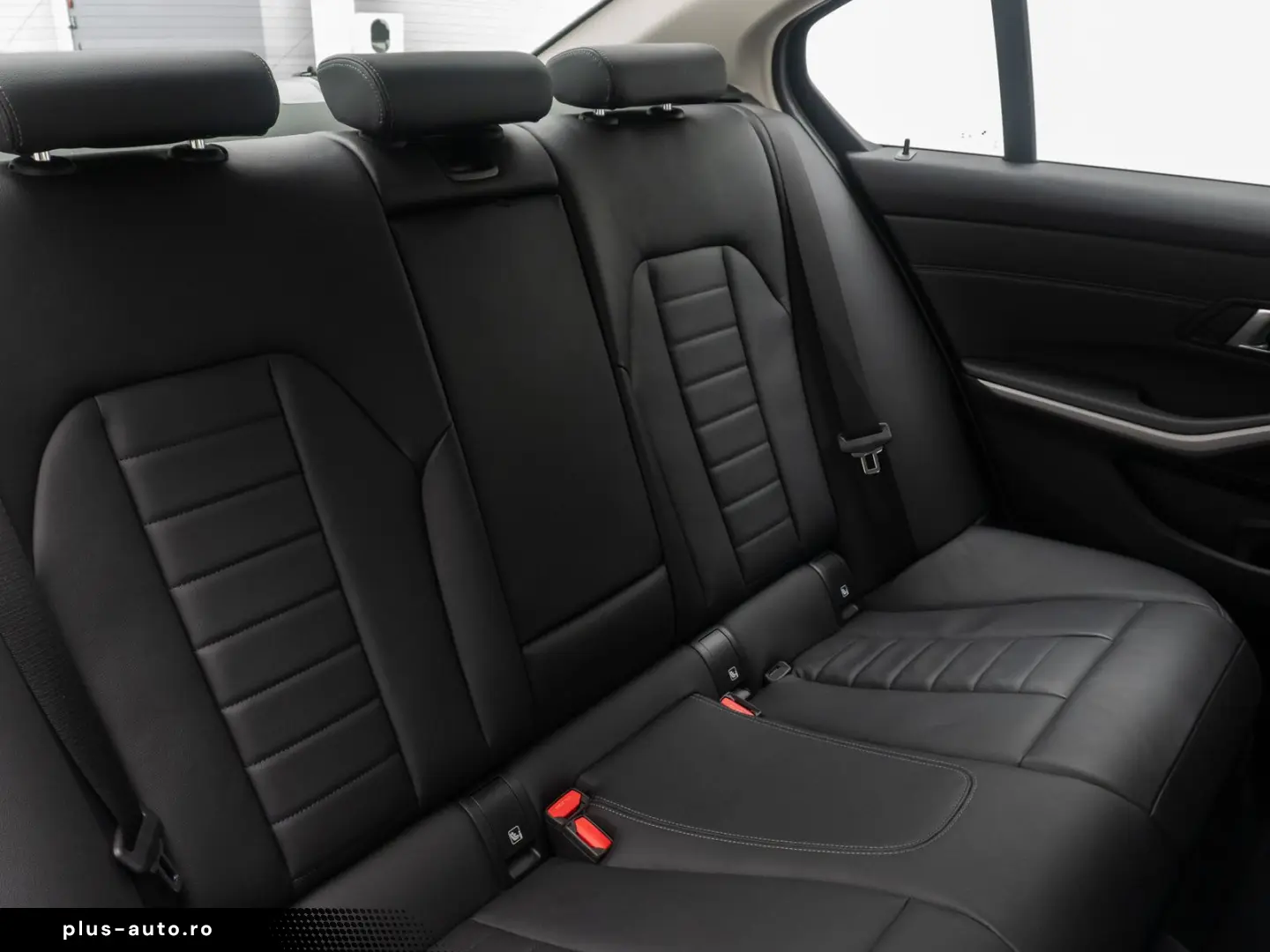 BMW 330i xD Komfort HiFi Leder M Sport 19Zoll
