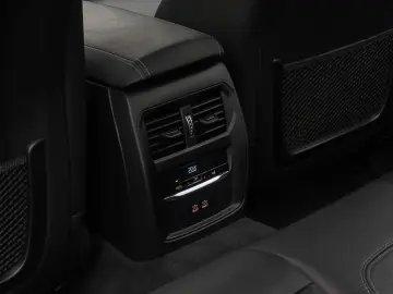 BMW 330i xD Komfort HiFi Leder M Sport 19Zoll