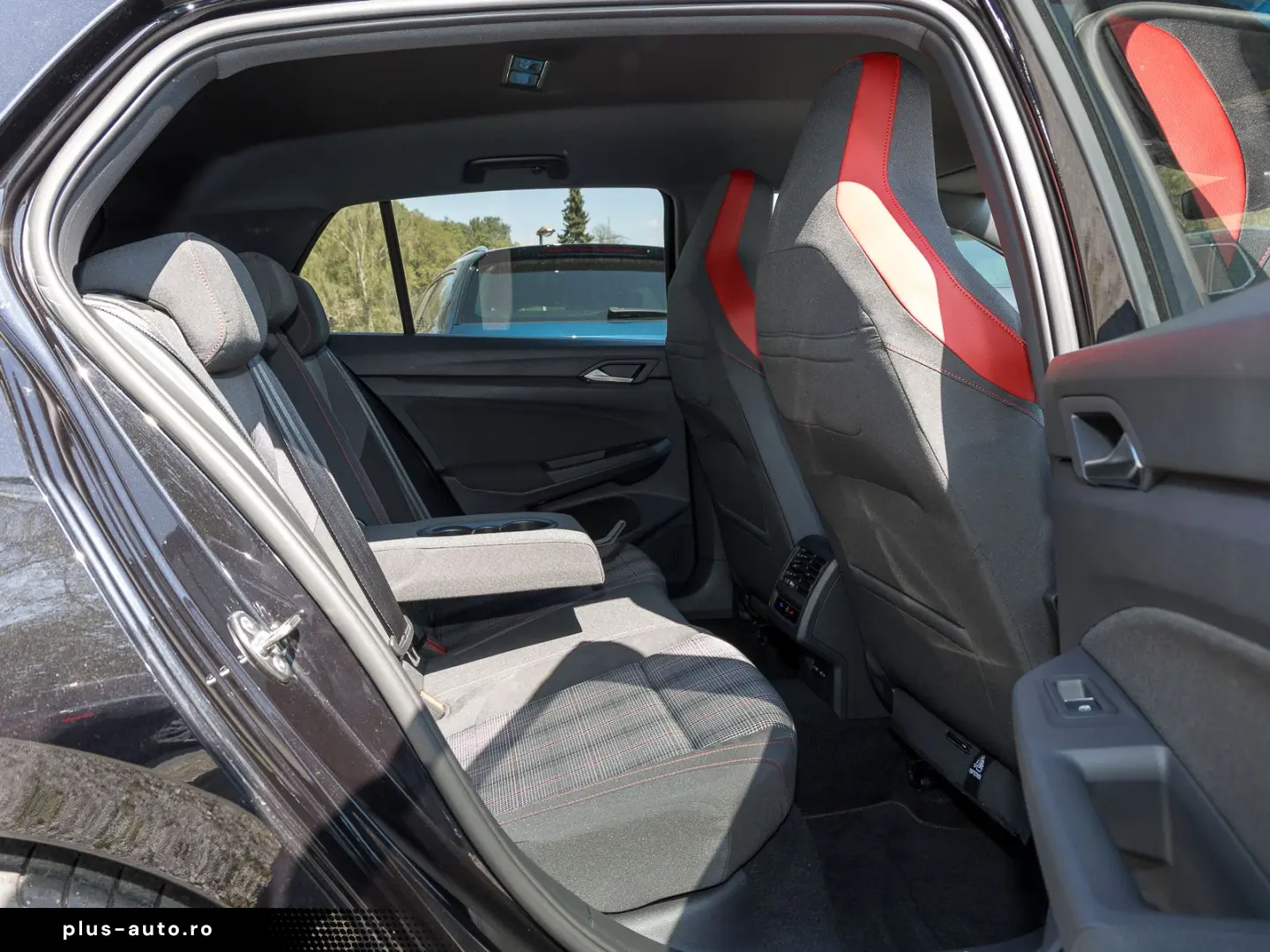 VW Golf VIII 2.0 TSI DSG GTI BLACK STYLE NAVI-PRO M