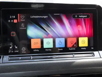 VW Golf VIII 2.0 TSI DSG GTI BLACK STYLE NAVI-PRO M