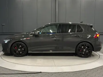 VW Golf VIII Lim. GTI  18Zoll schwarz NAVI