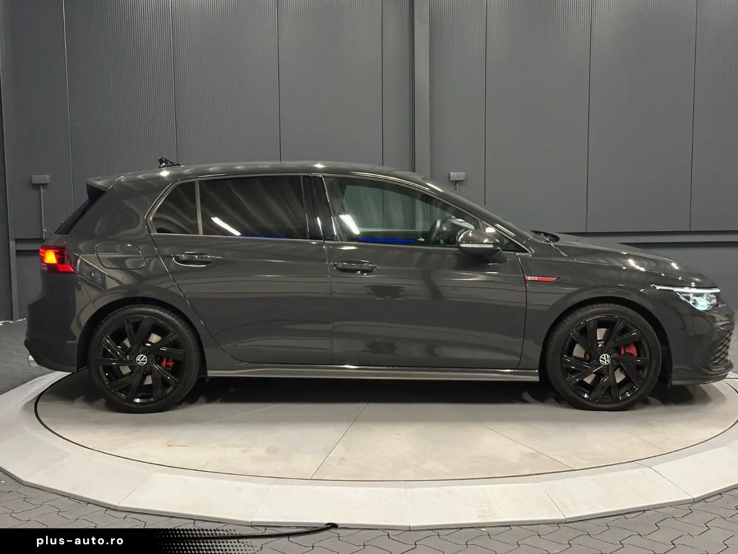 VW Golf VIII Lim. GTI  18Zoll schwarz NAVI