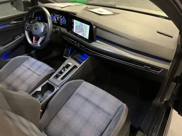 VW Golf VIII Lim. GTI  18Zoll schwarz NAVI