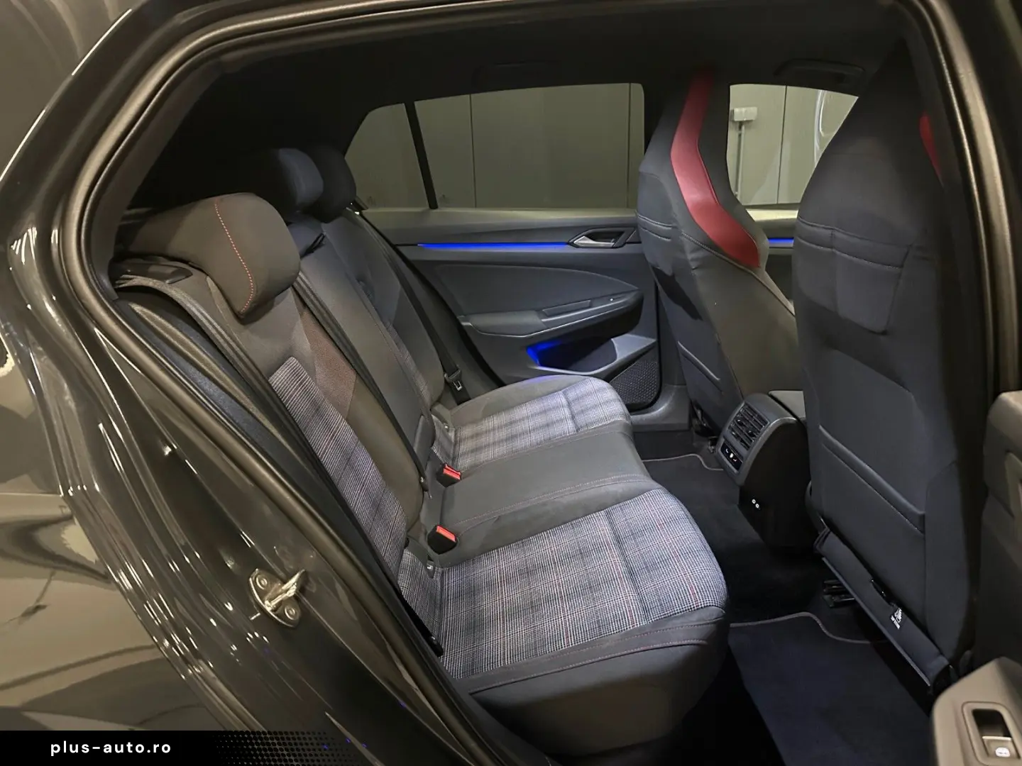 VW Golf VIII Lim. GTI  18Zoll schwarz NAVI