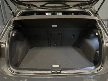 VW Golf VIII Lim. GTI  18Zoll schwarz NAVI
