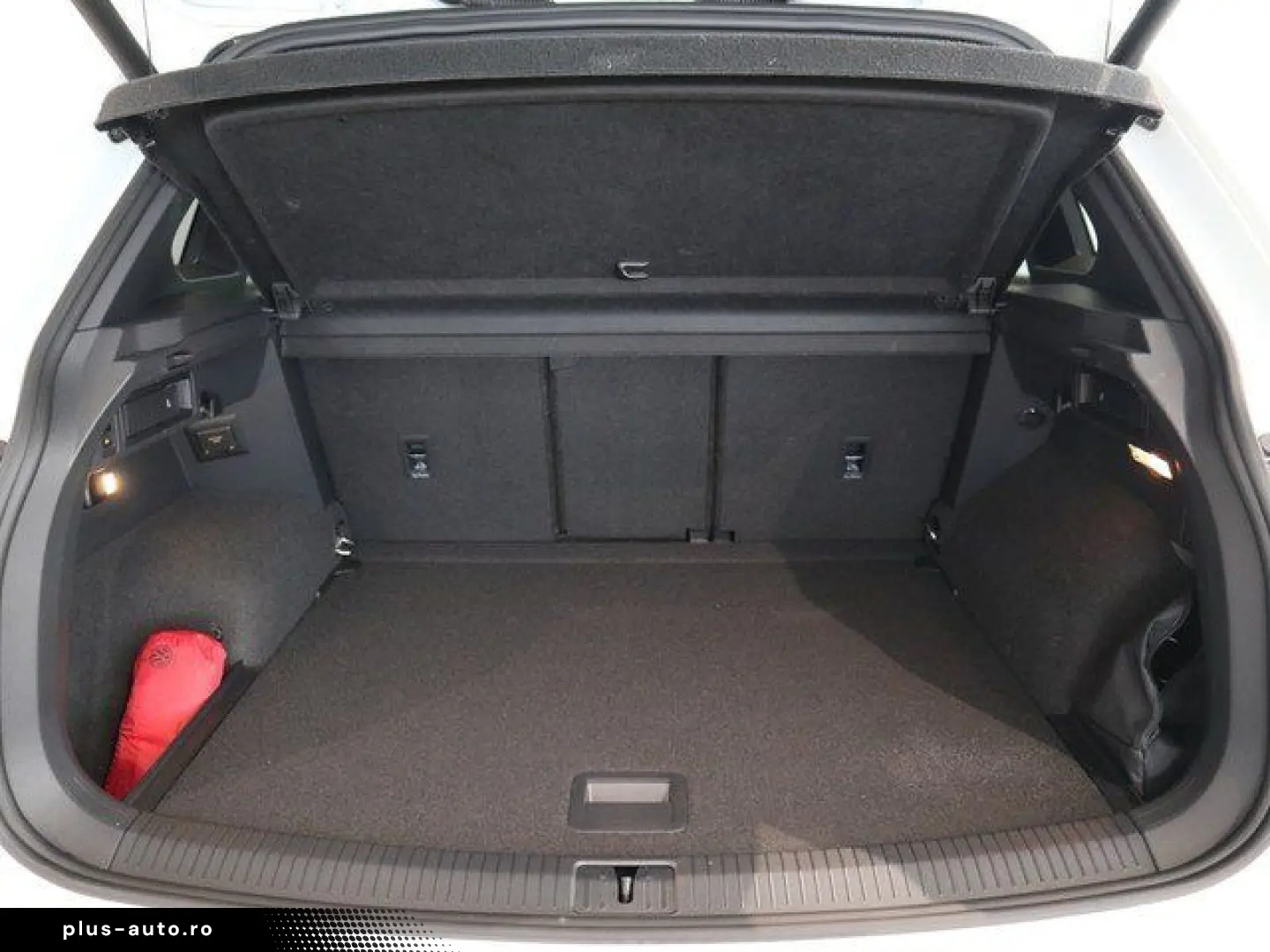 VW Tiguan R 2.0 TSI 4M DSG ACC Navi DCC Pano