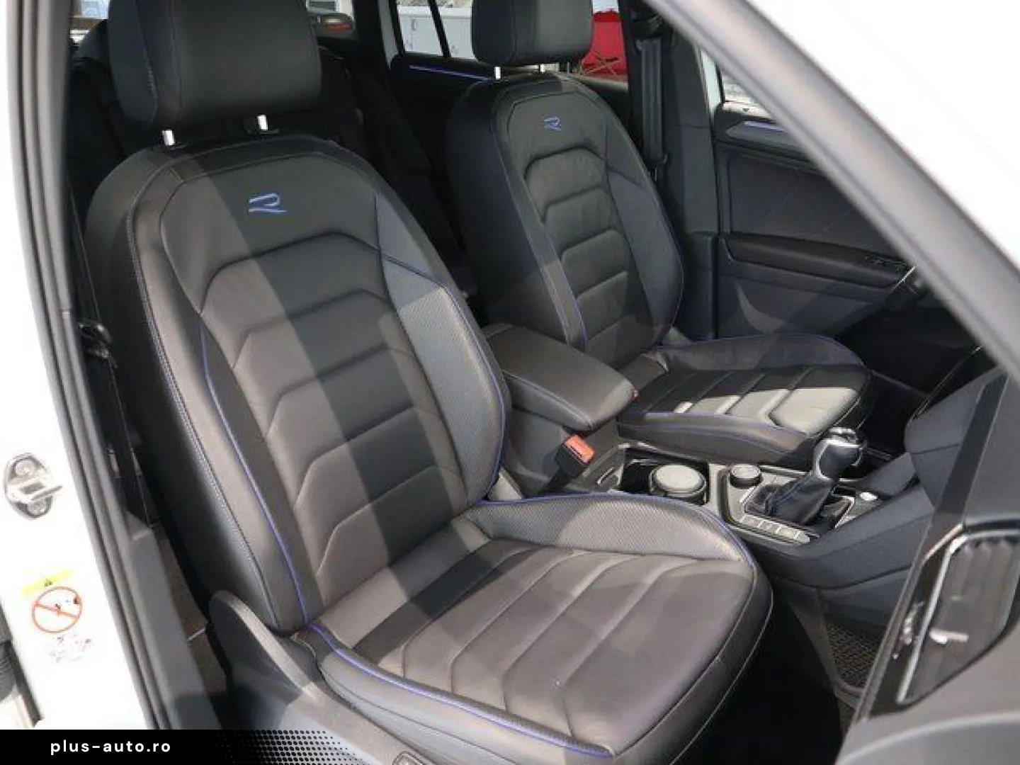 VW Tiguan R 2.0 TSI 4M DSG ACC Navi DCC Pano