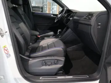 VW Tiguan R 2.0 TSI 4M DSG ACC Navi DCC Pano