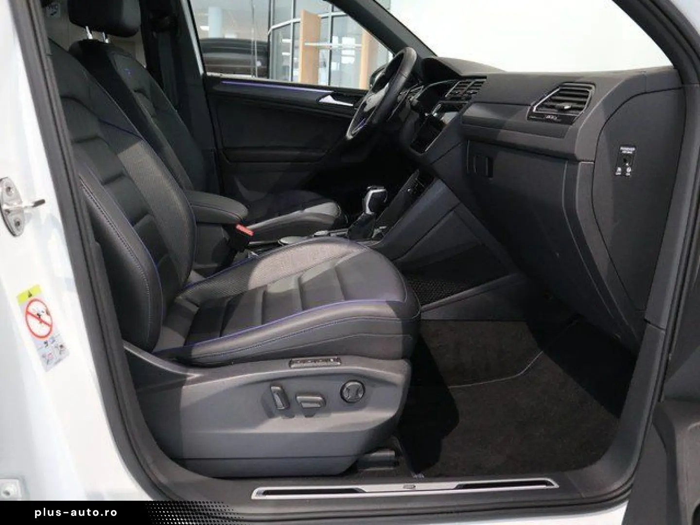 VW Tiguan R 2.0 TSI 4M DSG ACC Navi DCC Pano
