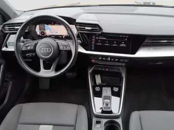 AUDI A3 35 TFSI S line