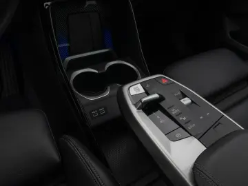 BMW X1 xD23i xLine Panorama 360 HUD DAB H K Sport