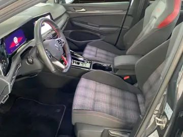 Volkswagen Golf 2.0 TSI DSG GTI NaviPro RearView KeyGo