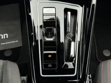 Volkswagen Golf GTI Lim.Virtual ACC 3-Zon CarPlay Ambiente