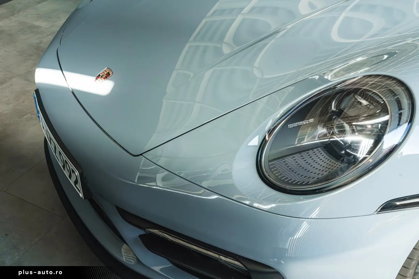 Porsche 911 Carrera 4 GTS Cabriolet 992