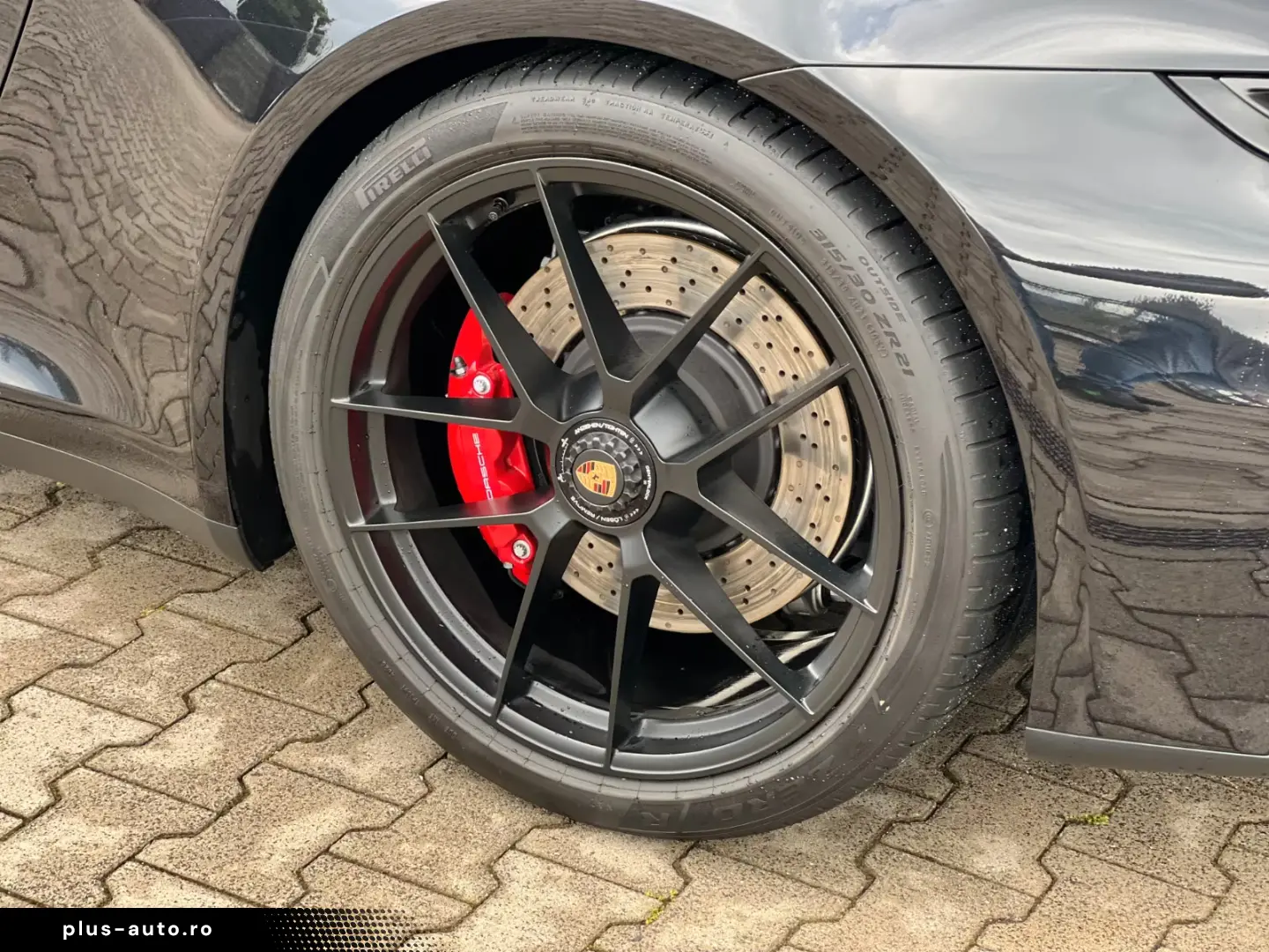 Porsche 911 Carrera 4 GTS Cabrio BOSE Lifting