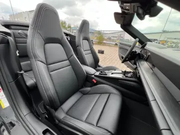 Porsche 911 Carrera 4 GTS Cabrio BOSE Lifting
