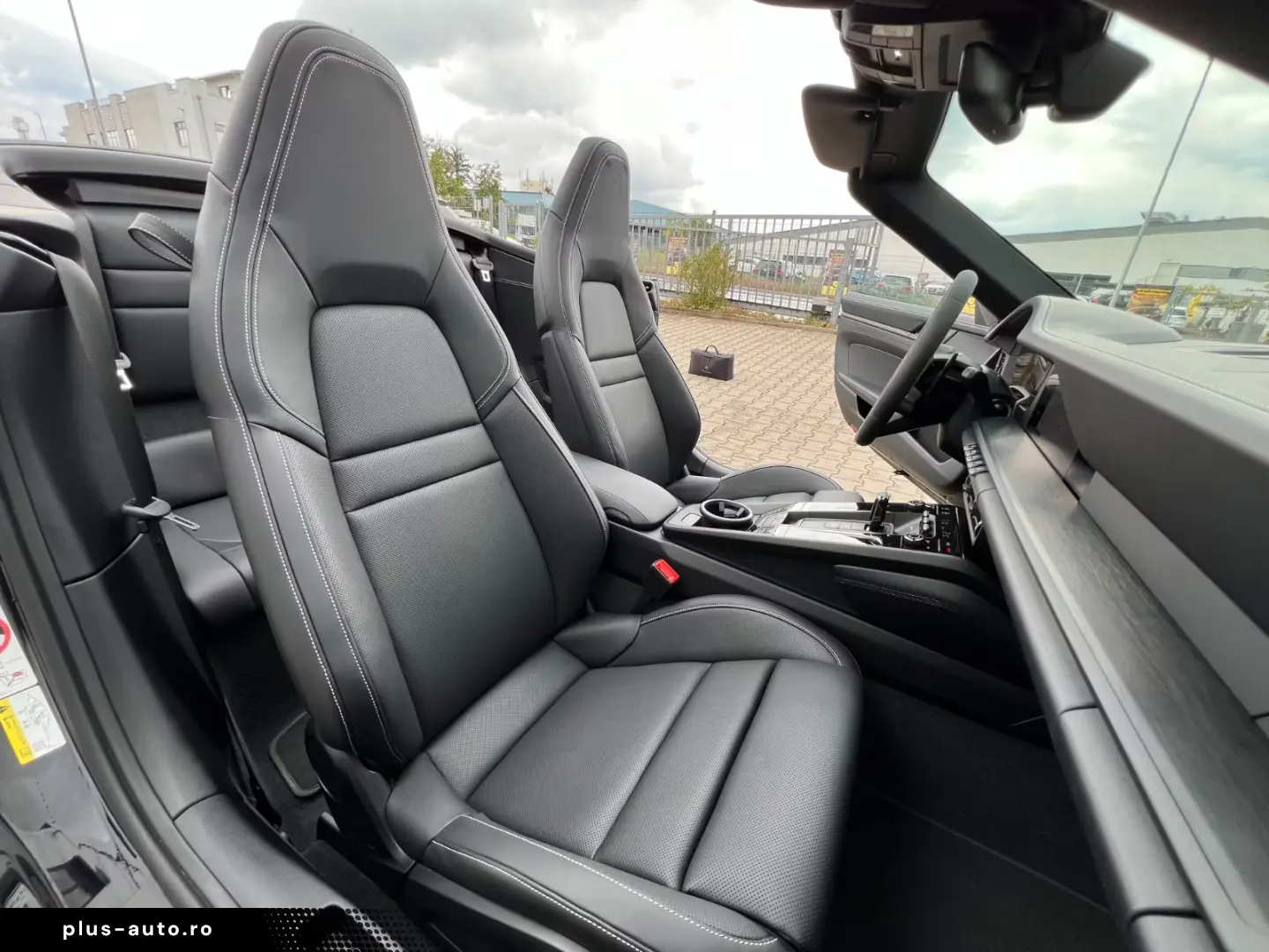 Porsche 911 Carrera 4 GTS Cabrio BOSE Lifting