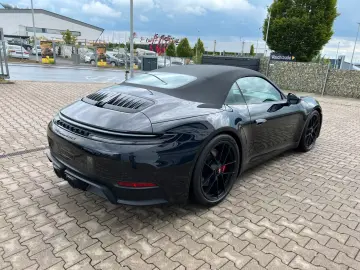 Porsche 911 Carrera 4 GTS Cabrio BOSE Lifting