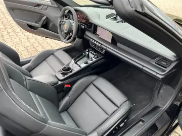 Porsche 911 Carrera 4 GTS Cabrio BOSE Lifting