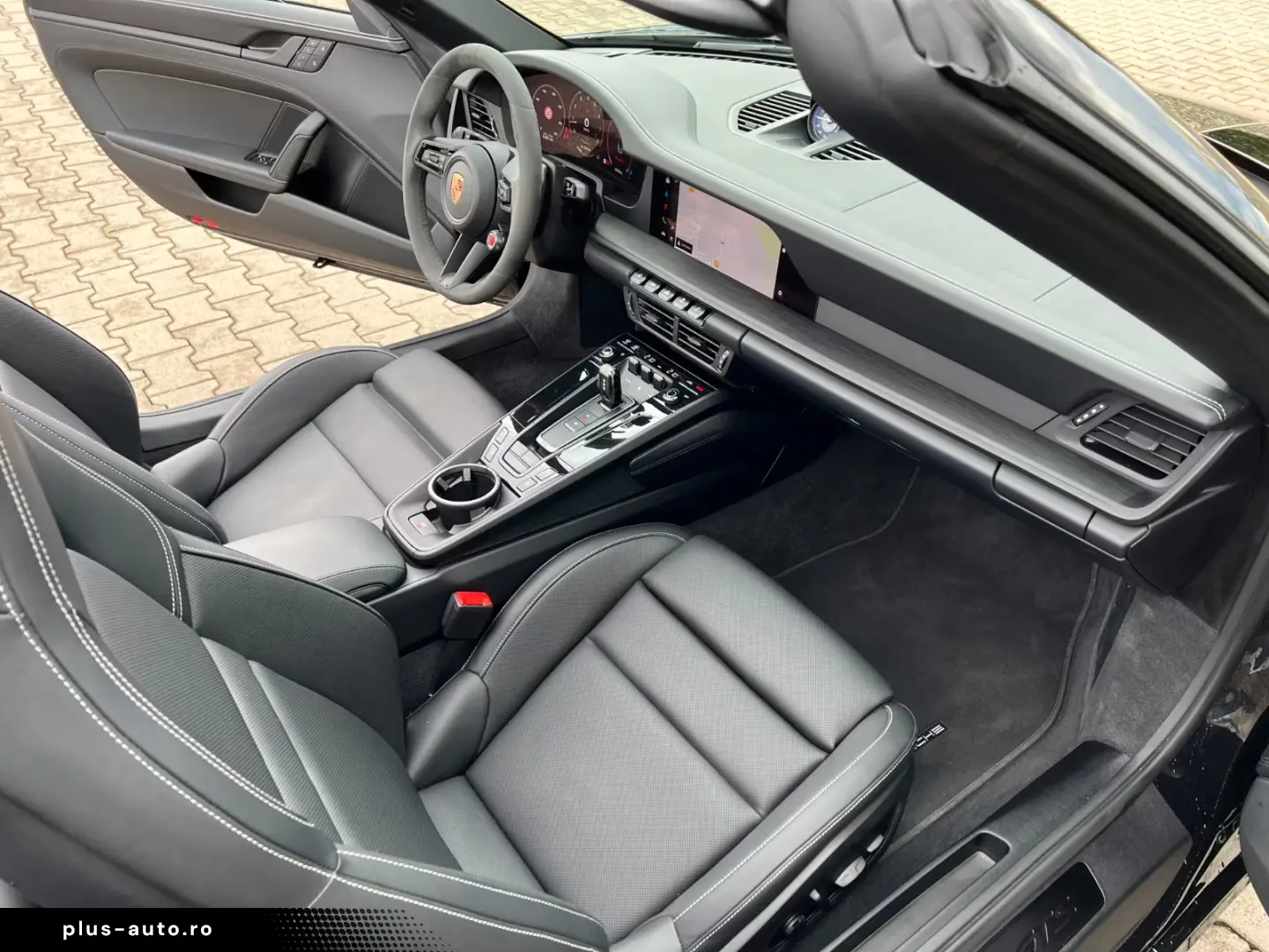 Porsche 911 Carrera 4 GTS Cabrio BOSE Lifting